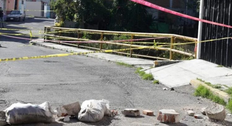 Repararán el puente de la 66 Poniente en Puebla
