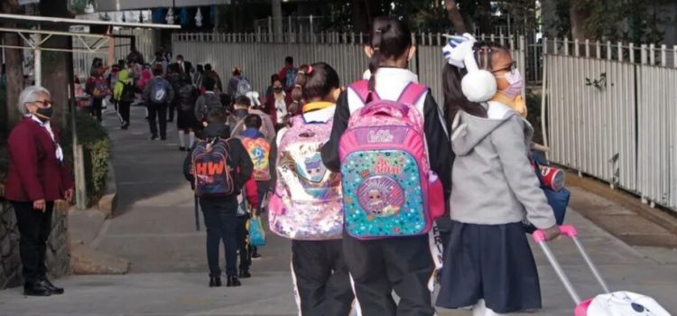 Autorizan que tutores completen en parcialidades cooperaciones voluntarias; SEP Puebla