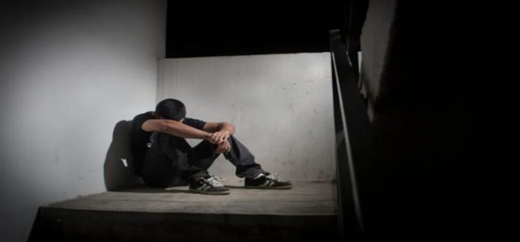 Según un estudio, ocurre un suicidio al día en Puebla