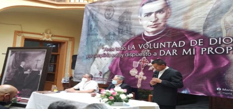 Investigan posible milagro de primer arzobispo de Puebla