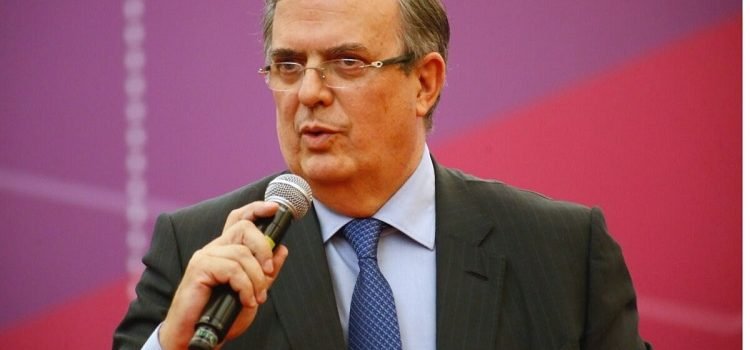 Renuncia Ebrard