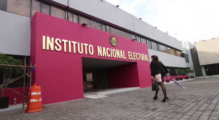 Podría el INE reducir tiempo de precampañas