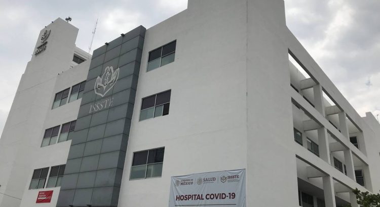 Desaparece adolescente en clínica del Issste en Puebla