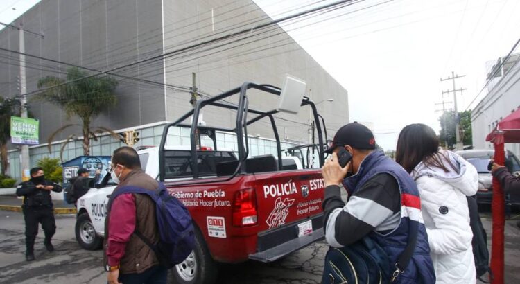 Autoridades reciben información sobre presunta bomba en la Casa de Justicia de Puebla