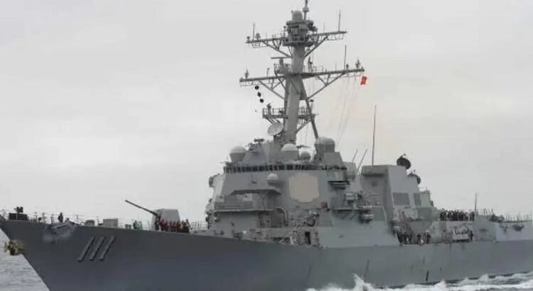 Despliega Estados Unidos otro buque destructor para reforzar la seguridad fronteriza