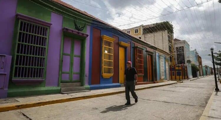 Venezuela reduce jornada laboral en el sector público por emergencia climática