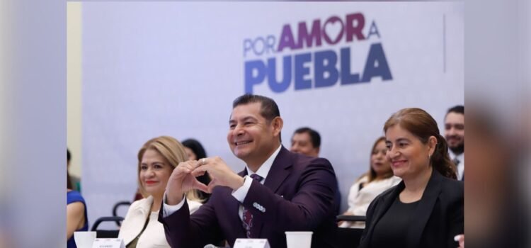 Gobernador de Puebla solicita donación de 2 hectáreas a Grupo Proyecta, o expropiará el doble