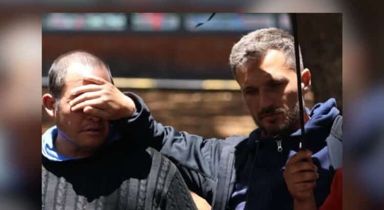 Sanador rumano sigue en calles de Puebla; Ayuntamiento le aconseja formalizar negocio Sanador rumano sigue en calles de Puebla; Ayuntamiento le aconseja formalizar negocio