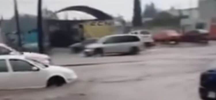 Inundaciones en Puebla causan daños y complican la movilidad
