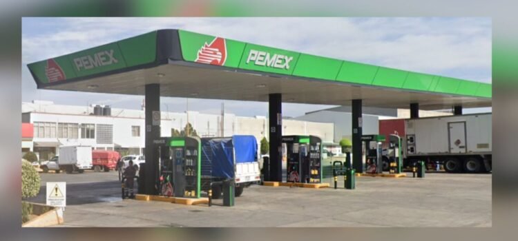 Gasolineras en Puebla limitan venta de gasolina por fallas en distribución