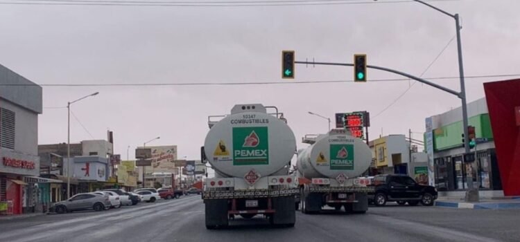 Desabasto de gasolina en Puebla por paro de pipas contratadas por Pemex