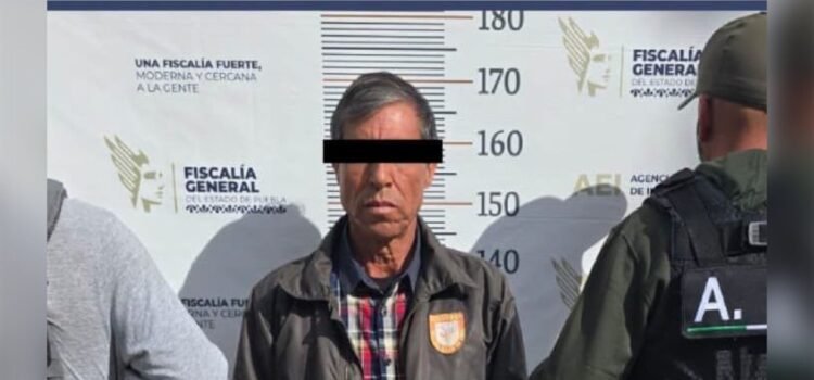 Detención de activista genera indignación en Puebla