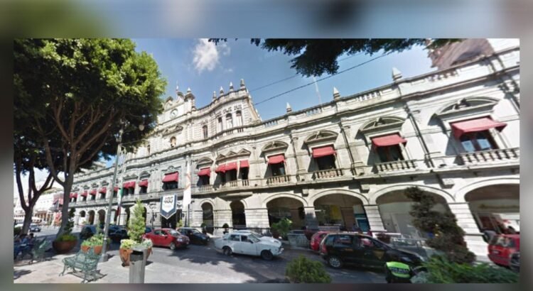 Puebla denuncia presunto desfalco millonario ante la FGE