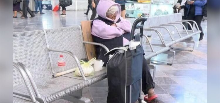 Murió esperando: mujer de la tercera edad fallece en la CAPU