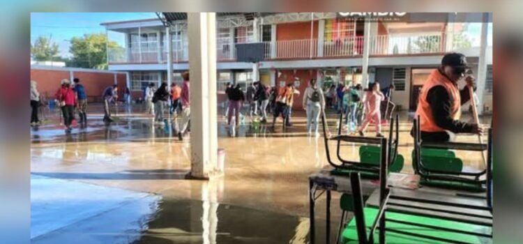 46 municipios suspenden clases en 116 escuelas afectadas por lluvias en Puebla 46 municipios suspenden clases en 116 escuelas afectadas por lluvias en Puebla
