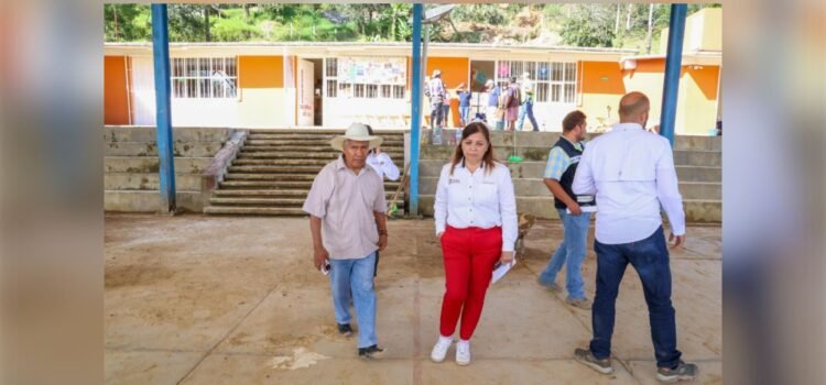 Regresan a clases más de 93 mil estudiantes en la Sierra Norte de Puebla