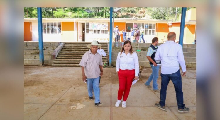 Regresan a clases más de 93 mil estudiantes en la Sierra Norte de Puebla Regresan a clases más de 93 mil estudiantes en la Sierra Norte de Puebla
