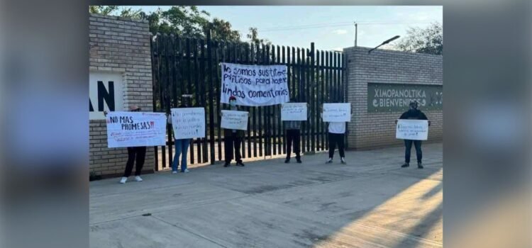 Crisis en tecnológicos de Puebla: estudiantes exigen cambio de directivos Crisis en tecnológicos de Puebla: estudiantes exigen cambio de directivos