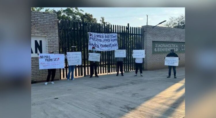 Crisis en tecnológicos de Puebla: estudiantes exigen cambio de directivos Crisis en tecnológicos de Puebla: estudiantes exigen cambio de directivos