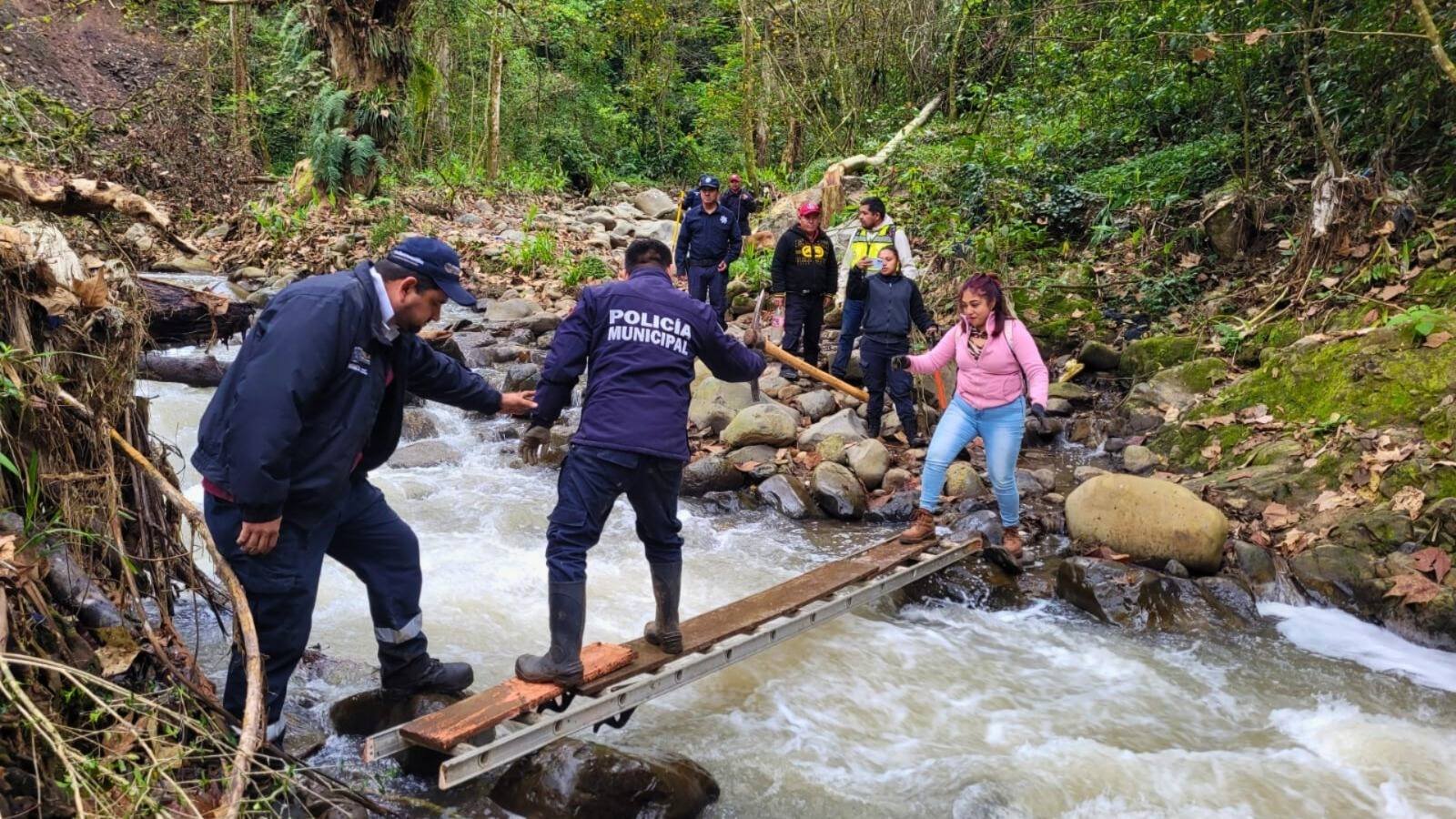 Extienden a Veracruz la búsqueda de niño desaparecido tras lluvias en Puebla